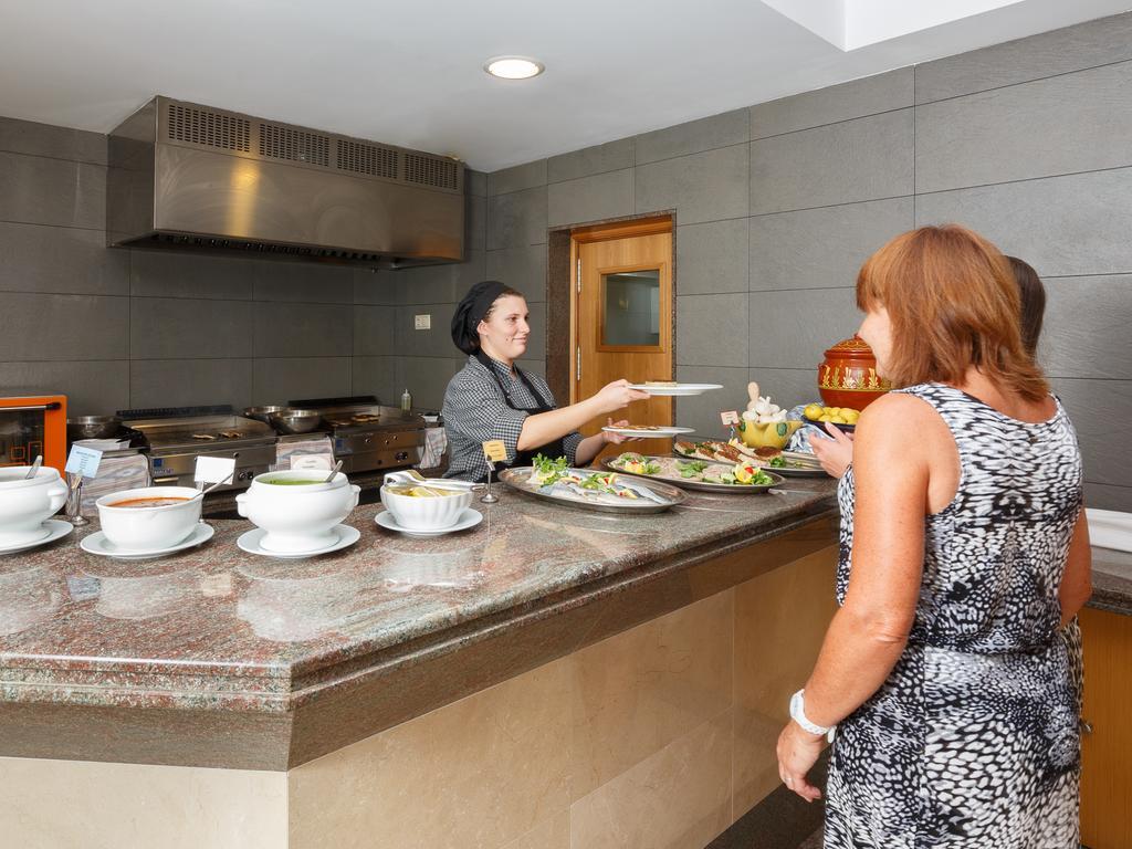 Aparthotel Dunes Platja กันปิกาฟอร์ต ภายนอก รูปภาพ
