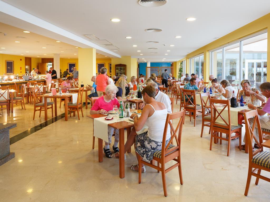 Aparthotel Dunes Platja กันปิกาฟอร์ต ภายนอก รูปภาพ