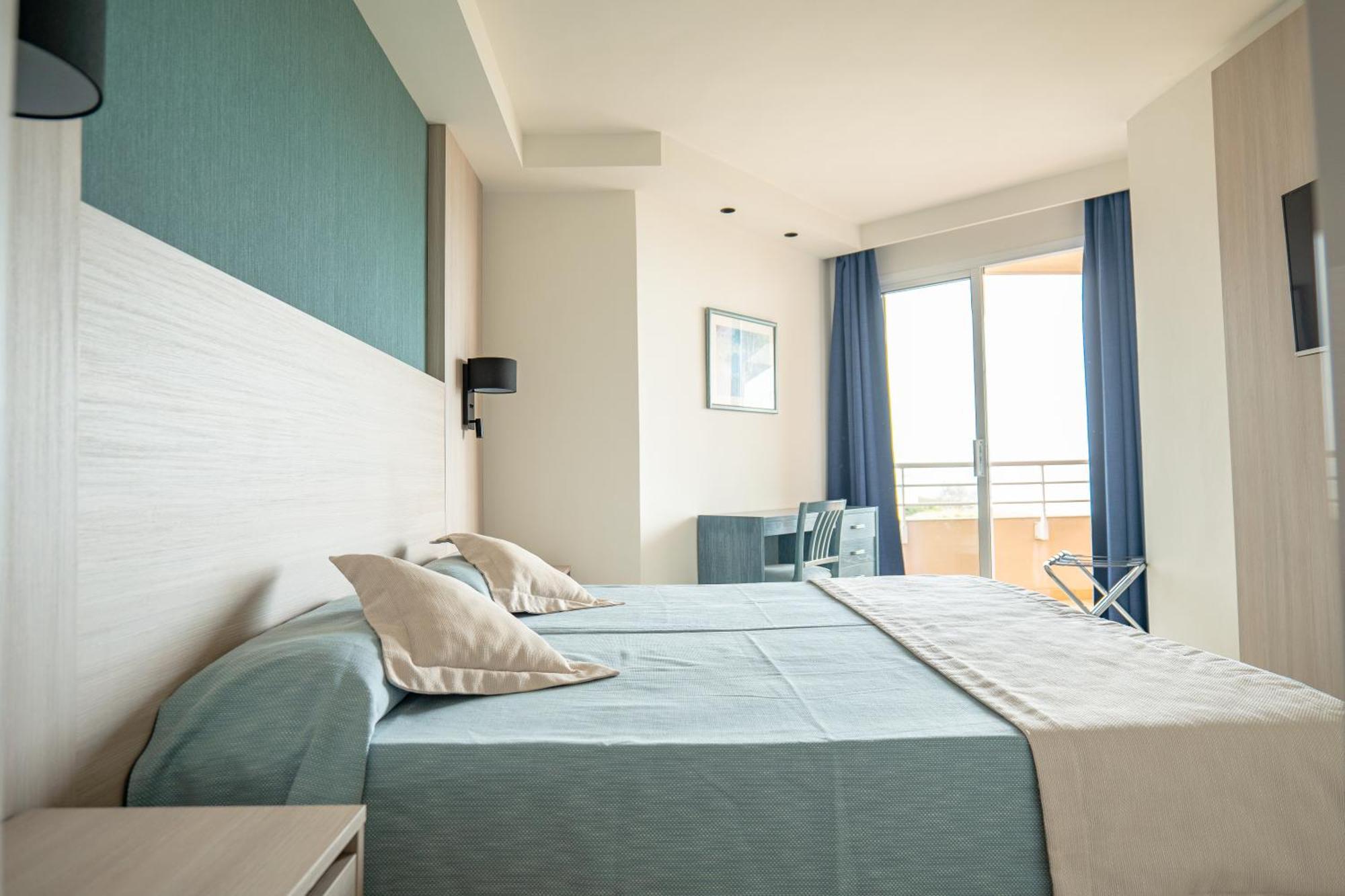 Aparthotel Dunes Platja กันปิกาฟอร์ต ภายนอก รูปภาพ