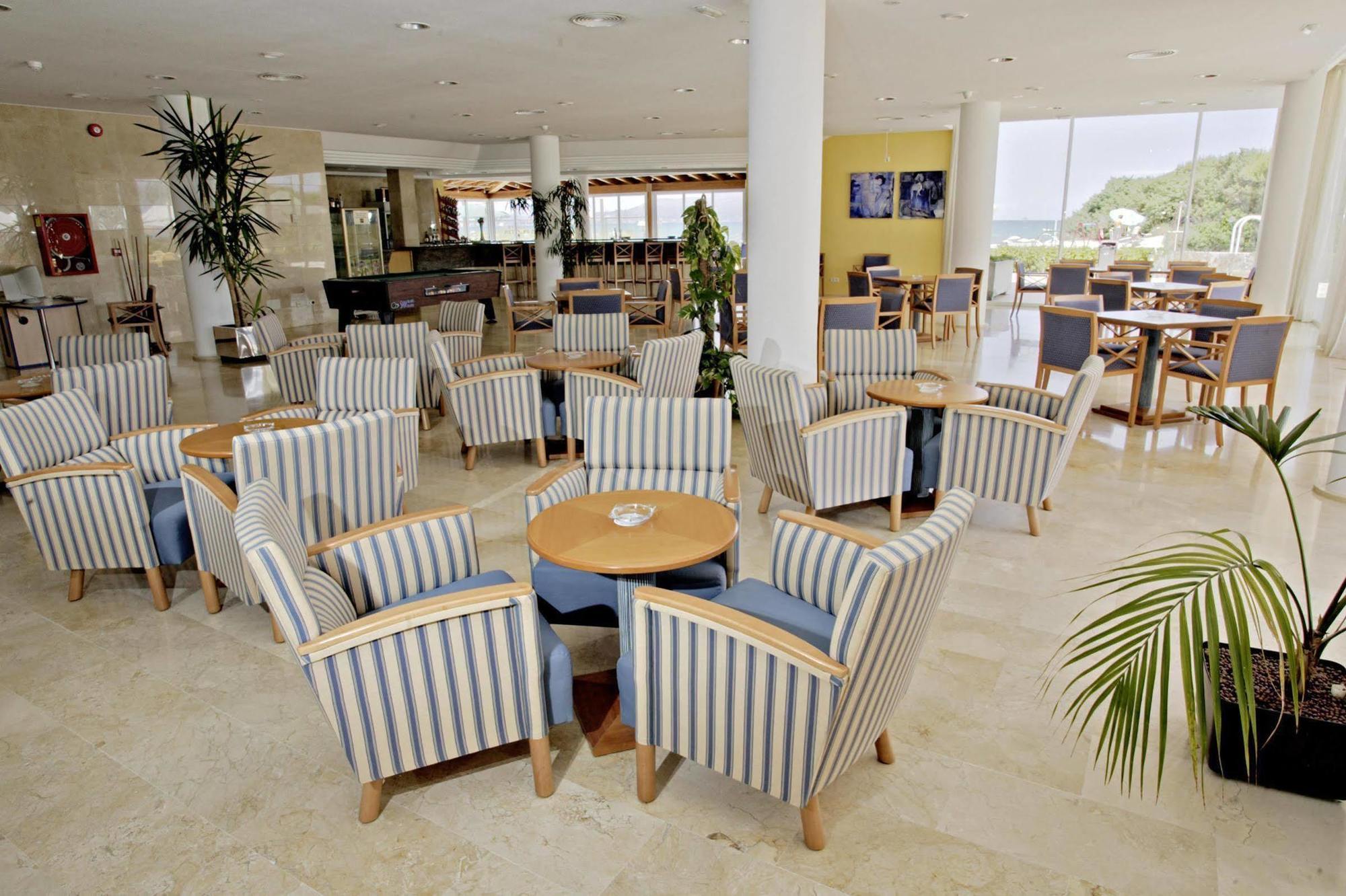 Aparthotel Dunes Platja กันปิกาฟอร์ต ภายนอก รูปภาพ